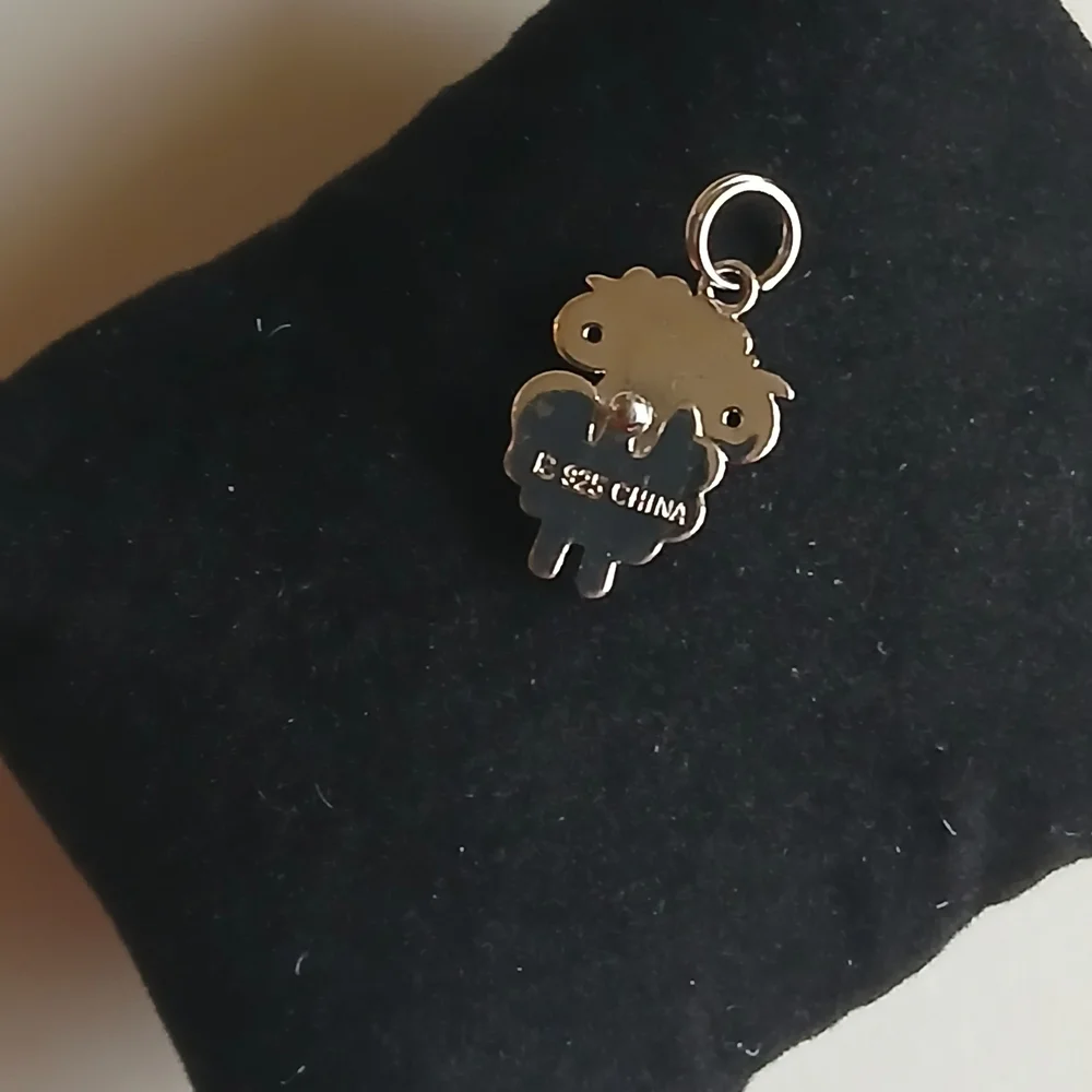 Gold and Cream Sheep Pendant - Picture 3 of 3